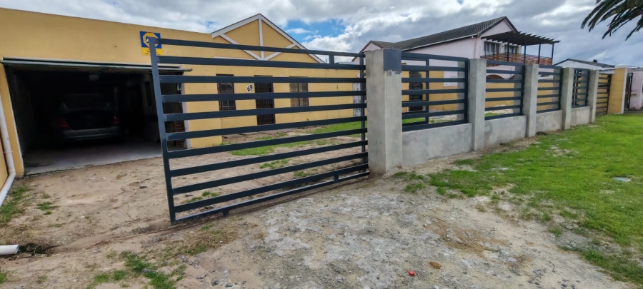 To Let 3 Bedroom Property for Rent in Forest Glade Western Cape
